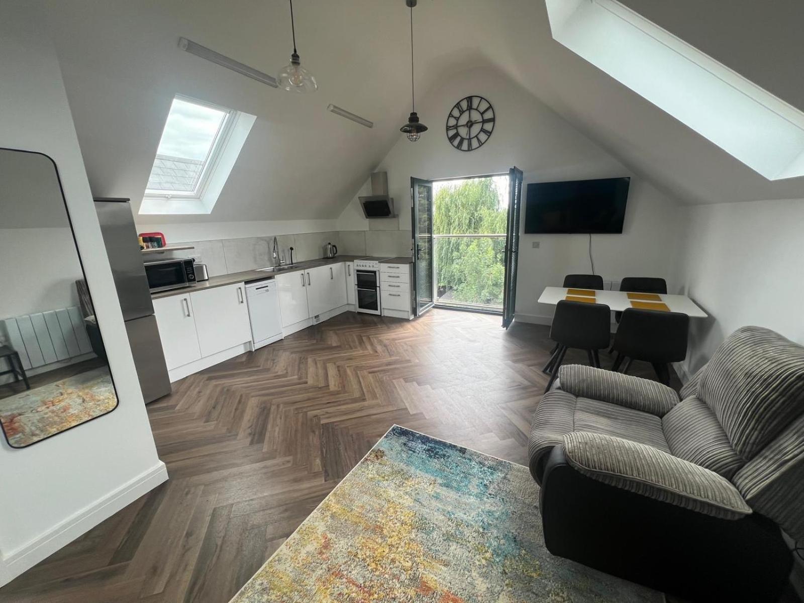 White House Apartment, Upon Thames Apartment Staines-upon-Thames